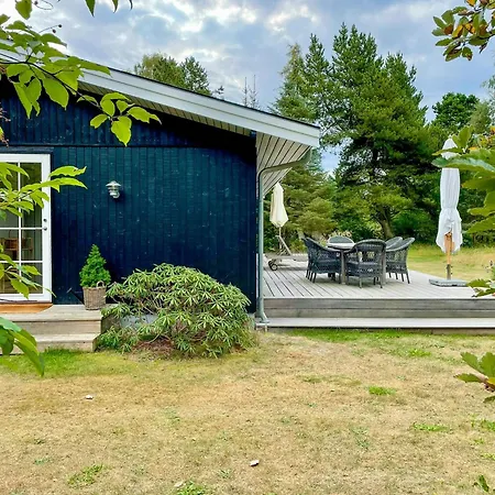度假居 Idyllic Forest House Near And Harbour Rørvig