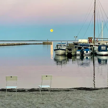 度假居 Idyllic Forest House Near And Harbour *