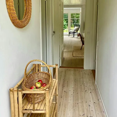 بيت للعطل Idyllic Forest House Near And Harbour Rørvig